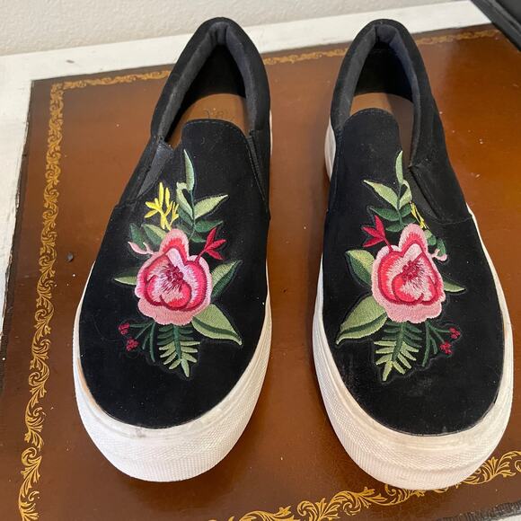Big Buddha Embroidered Flower Slip On Sneaker - Picture 1 of 10